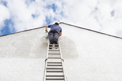 Peinture extérieure à Étalle — façades et ravalement